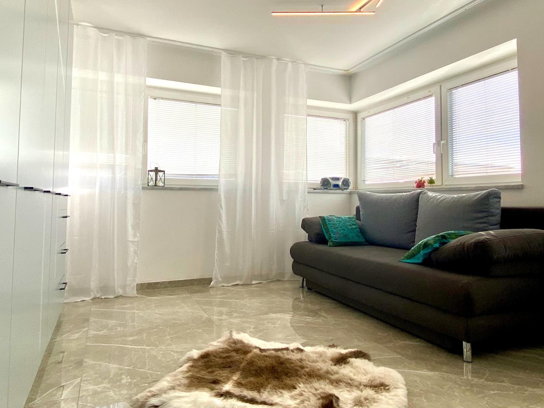 Ferienwohnung Riva - Wohlfuehloase In Ruhiger Lage Lindau  Extérieur photo